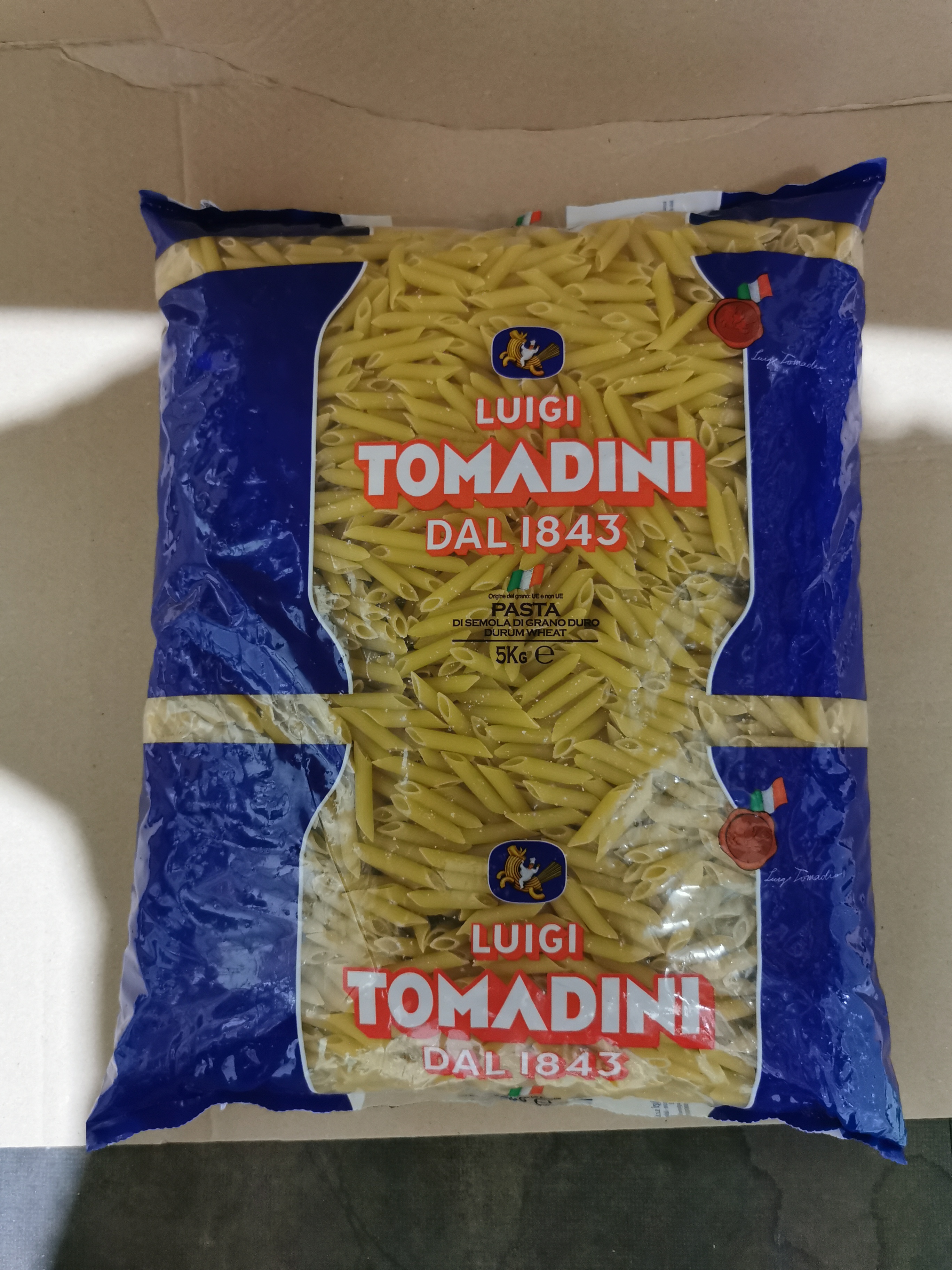 Bordás tollhegy (Pennette Rigate) 5 kg TOMADINI