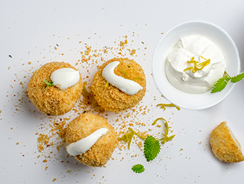 Túrógombóc 3,2 kg + 0,3 kg morzsa BOMBAJÓ TEJFÖL mirelit